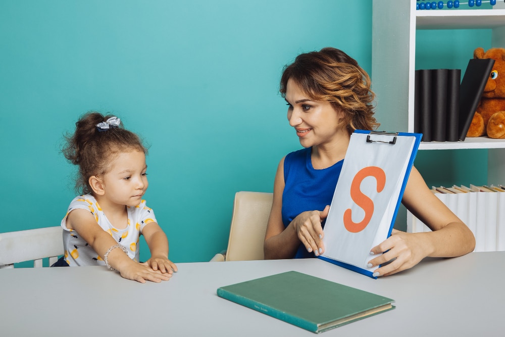 اعلم طفلي الانجليزي في المنزل